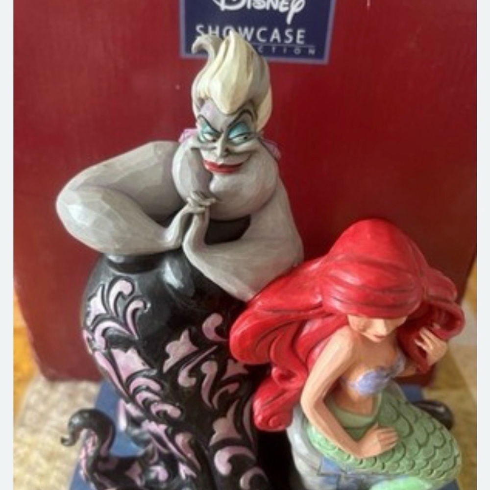 Disney Ariel and Ursula Figurine - Picture 3 of 6